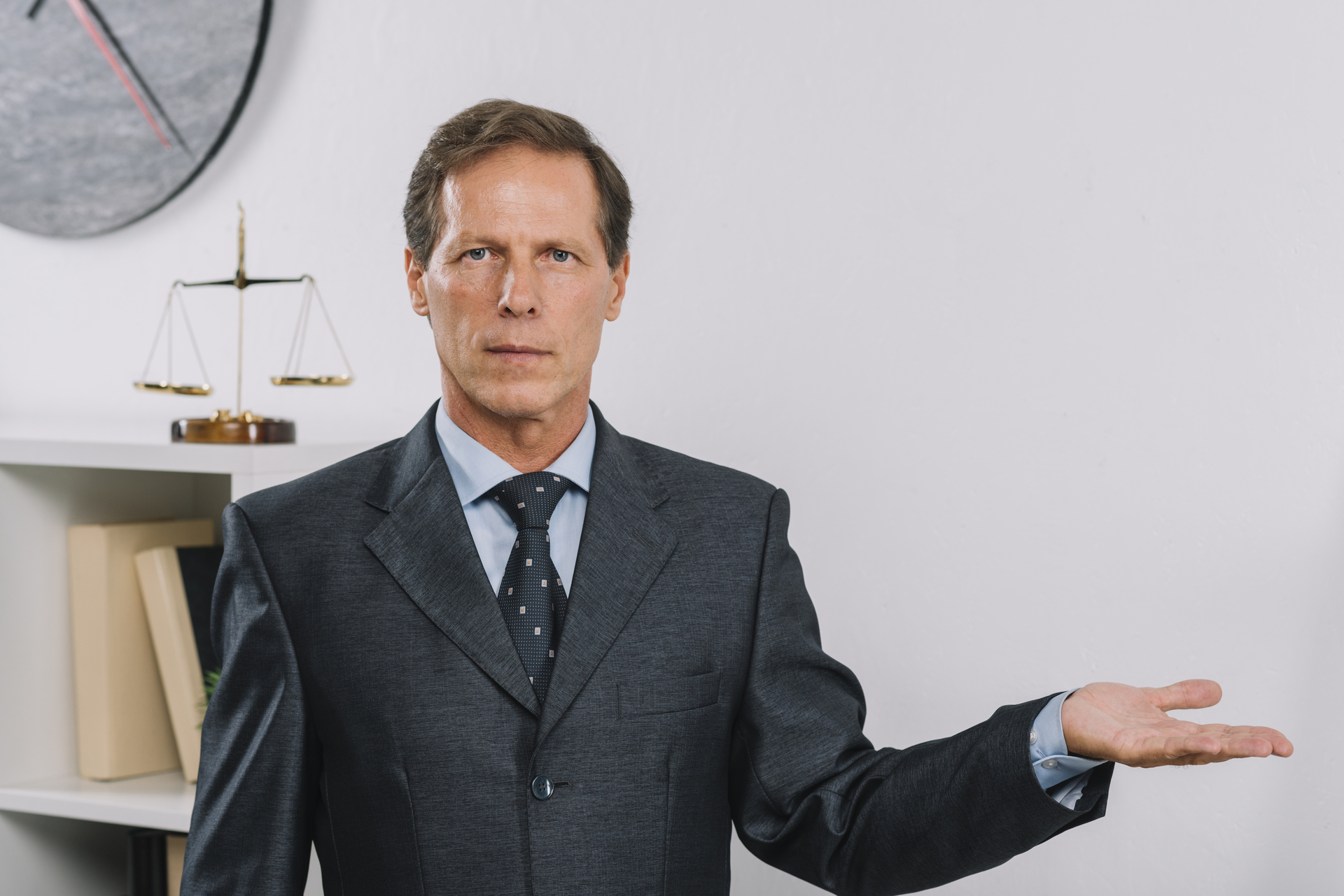 When Do You Need a Lawyer? A Guide to Making the Right Decision